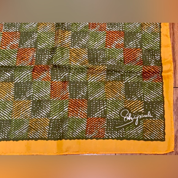 Vintage 1970s Glentex 42” x 14” 30% Silk 70% Rayon Artist Signed Scarf Wrap - Picture 5 of 15